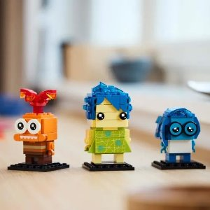 LEGO Brand Retail